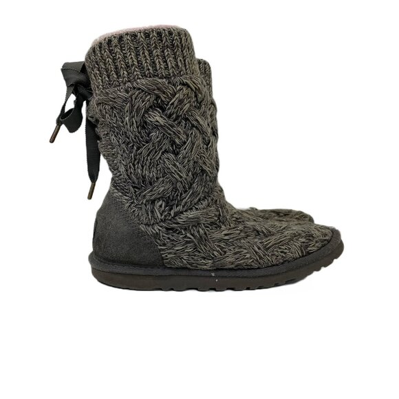 Ugg Women’s Isla Knit Sweater Boots in Gray - Size 6 Coastal - Picture 1 of 8
